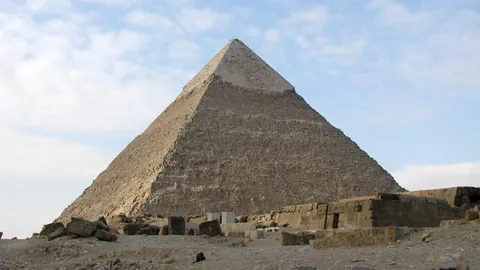 国王拉文前三节高效，10中8砍下22分2板